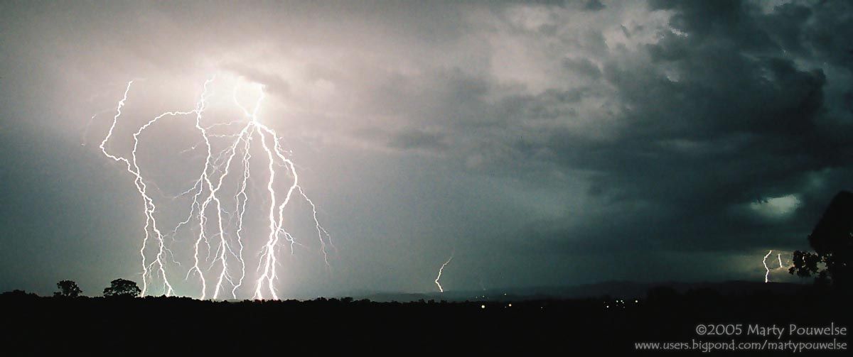 Photo  Marty Pouwelse